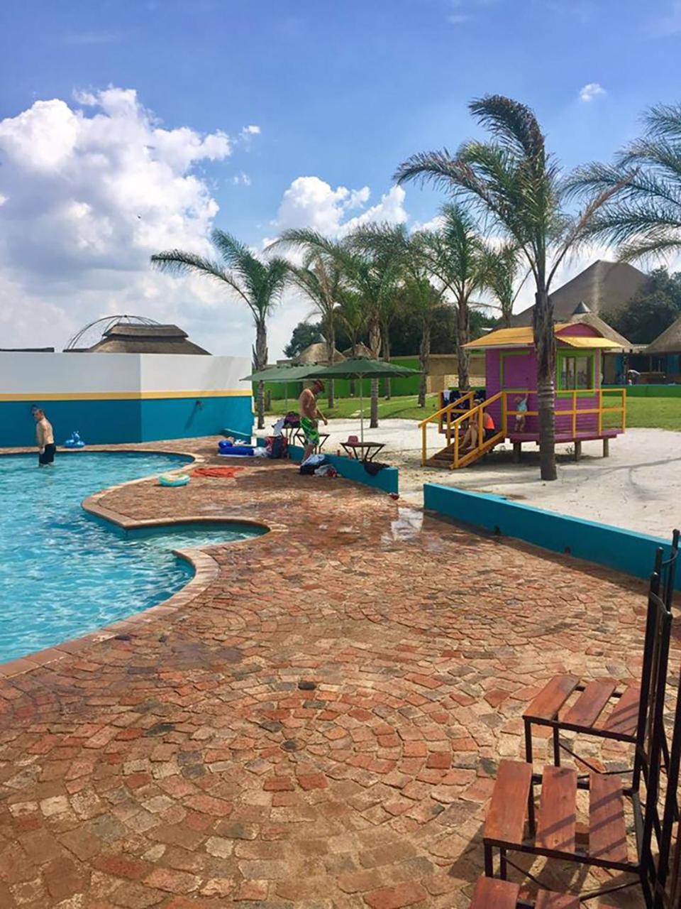 The Three Countries Estate Hotel Benoni Luaran gambar